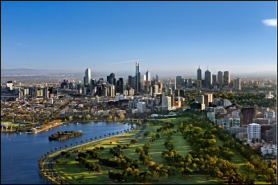Melbourne est la capitale de L'Australie.