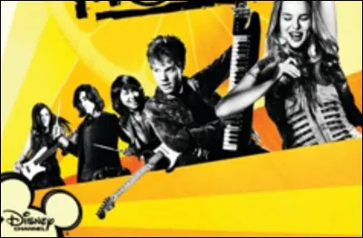 Quel est le nom du groupe avec Olivia, Charlie, Mohini, Stella et Wen ?