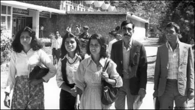 La quelle de ces affirmations est exacte ? l'Afghanistan était au début des années 70 ...