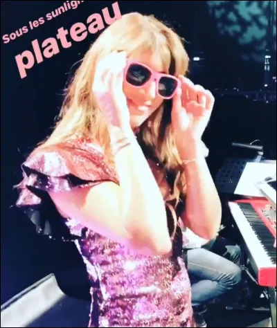 Depuis quand est-elle la "zikette" que nous connaissons ?