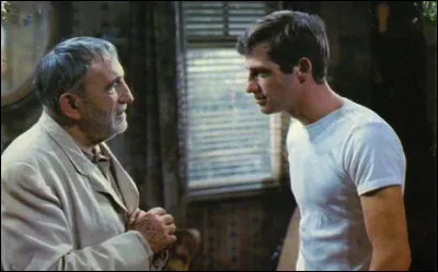 Il est Michel Maudet qui, contraint de renoncer à une carrière de boxeur, se fait engager comme secrétaire et garde du corps d'un vieux banquier (Charles Vanel) : quel est ce film, le troisième et dernier tourné avec Melville ?