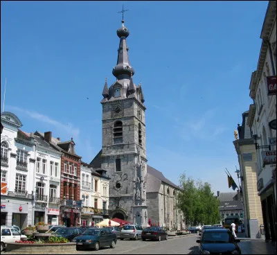 Quelle est cette ville belge francophone wallonne, célèbre pour sa bière dorée, rouge, bleue ou triple ?
