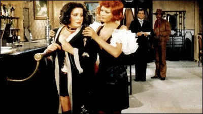 Ils jouent ensemble dans trois films ; ils partagent la vedette une première fois en 1961 dans puis se retrouvent dans "Cartouche" et en 1972 dans "la Scoumoune" : quelle est cette actrice italienne ?