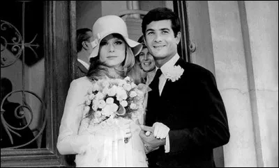 Elle est Agnès dans "l'Homme de Rio" et joue ensuite Françoise, arnaqueuse professionnelle, dans "La Chasse à l'homme" : c'est ...