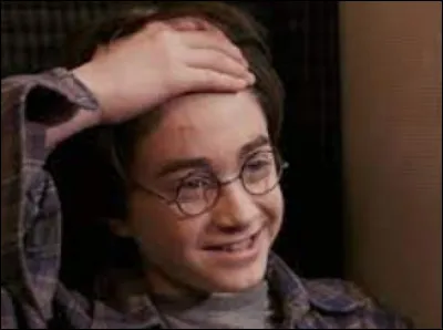 En mélangeant les lettres du mot "éclair", quel prénom trouves-tu ?