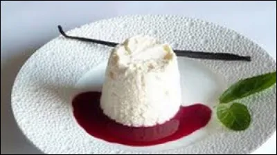 Pour finir une spécialité fabriquée à base de crème fouettée, de blancs d'ufs battus en neige et d'un coulis de fruits rouges. De quelle région provient ce crémet ?