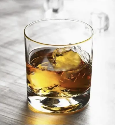 Qui a dit : « Cest un liquide qui peut quelquefois donner du courage ou la force dagir et même agir comme une sorte de philtre damour. On appelle ça du whisky, et non ça na rien de magique en particulier le lendemain matin »