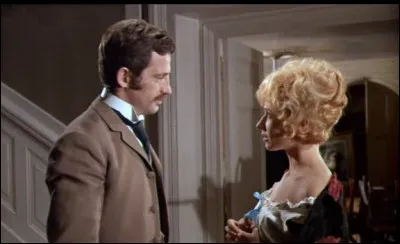 Après avoir été Broussaille dans "le Voleur" (1967), elle tient le rôle de Charlotte Philibert dans "les Mariés de l'an II" (1971) : c'est ...