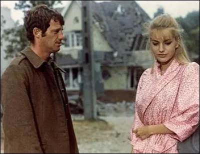 Elle était Jeanne dans "Week-end à Zuydcoote" (1964) : c'est ...