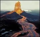 Depuis 1986 un volcan est en fusion  Hawa. Comment s'appelle-t-il ?