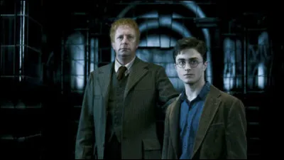 Comment Arthur et Harry se rendent-ils au ministère de la Magie ?