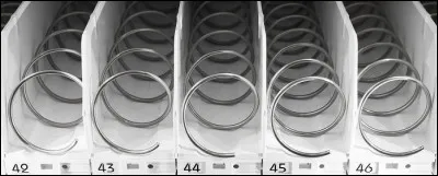 « Faire rire, c'est faire oublier. Quel bienfaiteur sur la terre, qu'un (...) d'oubli ! »