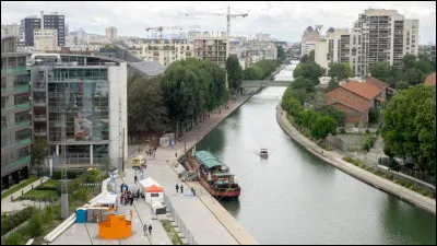 Ville de Seine-Saint-Denis, traversée par le canal de l'Ourcq, limitrophe du 19e arrondissement de Paris, peuplée de 59 000 habitants :