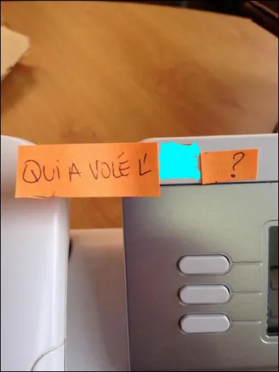 Allez, donnez-moi un p'tit Bécaud !
[Quelle est la cette marque ?]