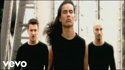 Quelle est la com&eacute;die musicale dont "Les Rois du monde" a &eacute;t&eacute; tir&eacute; ?