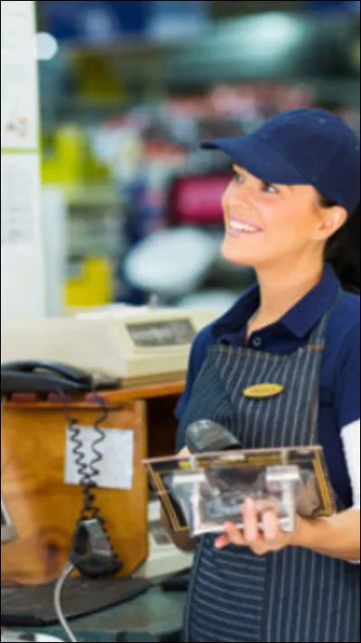 C'est un petit problème. 
Mme Foster veut acheter 14 paires de chaussure, chacune coutant 16 euros. Elle donne à la caissière 10 billets de 50 euros. 
Combien coûtent les chaussures ? Combien la caissière va-t-elle lui rendre ?