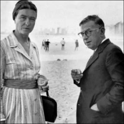 Dans quel cimetière parisien peut-on se recueillir sur les tombes de Jean-Paul Sartre et Simone de Beauvoir et celle de Serge Gainsbourg ?