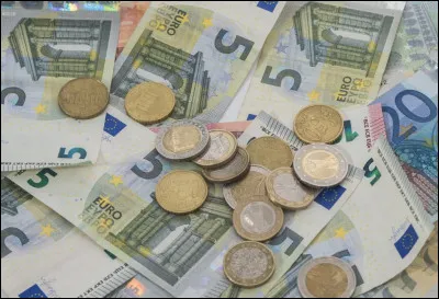 Si tu étais gérant d'une équipe pro, lors des mercatos, comment gérerais-tu tes achats ?