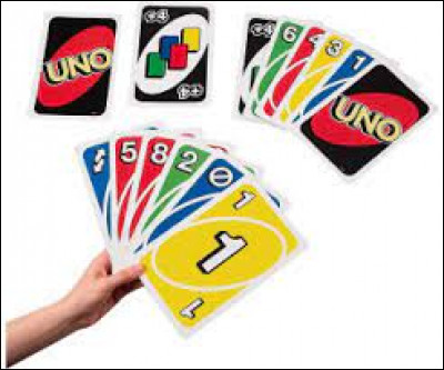 Dans le jeu de cartes Uno, on y trouve quatre cartes "+4".