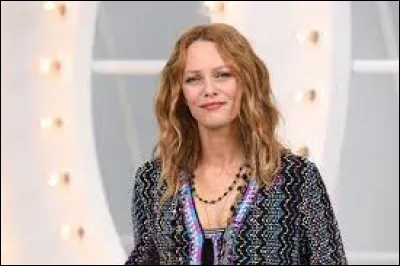 Vanessa Paradis a sorti l'album "Divinidylle" en 1997.