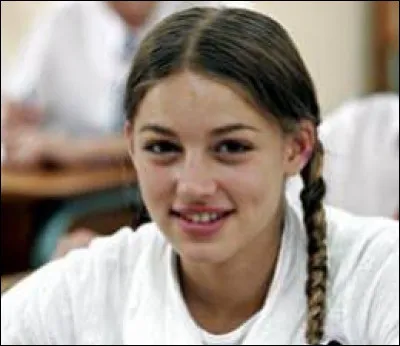 Quelle est la punition de Charlotte &agrave; la fin de l'&eacute;pisode 3 ?