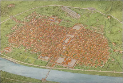 Colonie romaine fondée en 16 av. J-C. près des limites de l'empire, c'est une place-forte très importante dans la défense contre les "Barbares" ; elle devient capitale à la fin du IIIe siècle et reste résidence impériale au IVe siècle.