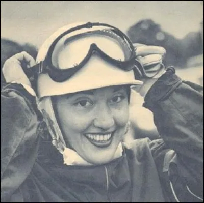 Quelle est cette pilote belge qui remporte en 1956 la première édition du Tour de Corse, sous une météo épouvantable ?