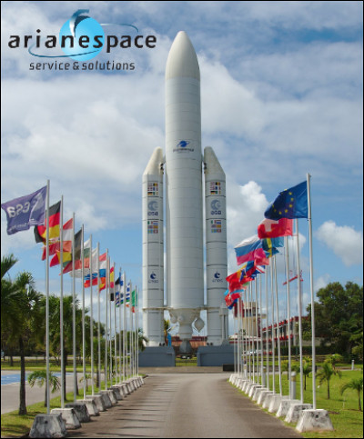 Quelle est cette ville de Guyane réputée pour son centre de recherche spatial et sa base de lancement de fusées ?