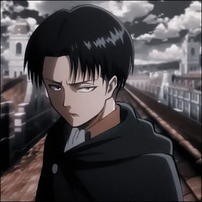 Comment s'appelaient ses deux amis d'enfance ?