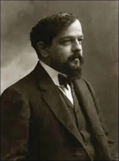 15 octobre 1905 : 
Un peu de musique. Quelle composition pour orchestre est créée ce jour-là par Claude Debussy ?