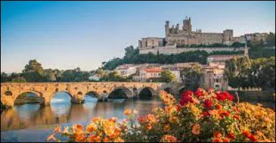 Dans quel d&eacute;partement se situe la ville de B&eacute;ziers ?