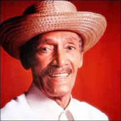 Quelle chanson de Joseito Fernandez a &eacute;t&eacute; reprise en fran&ccedil;ais par Nana Mouskouri et Joe Dassin ?