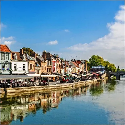 Quel fleuve arrose la ville d�Amiens ?