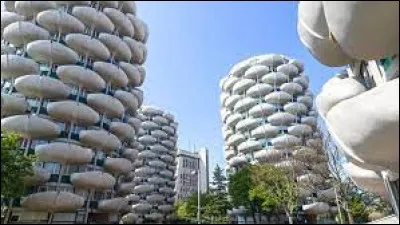 Dans quel d&eacute;partement se situe la ville de Cr&eacute;teil ?