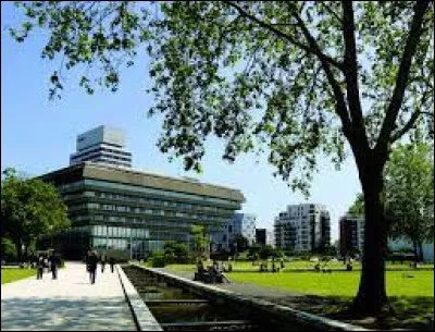 Dans quel d&eacute;partement se situe la ville de Cergy ?