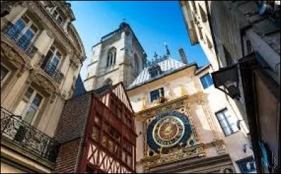 Dans quel département se situe la ville de Rouen ?