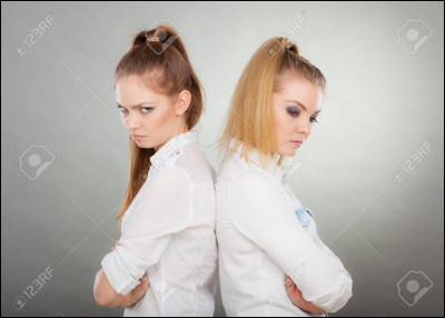 Ta meilleure amie parle dans ton dos méchamment, que fais-tu ?