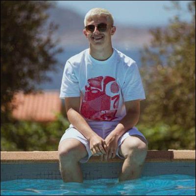 Quel est l'âge de Michou en 2021 ?