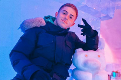 Quel est son nom de famille ?