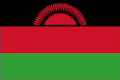 Au Malawi, qui est un pays de l'Afrique de l'est, qu'est-il interdit de faire dans la rue en public ?