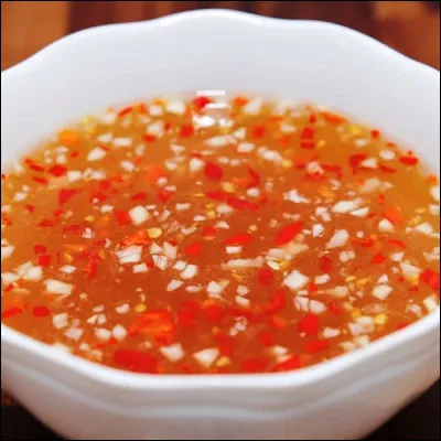 Lequel de ces termes d&eacute;signe une sauce de poisson vietnamienne ?