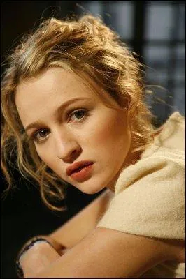 Combien de frres et soeurs a Lola ?