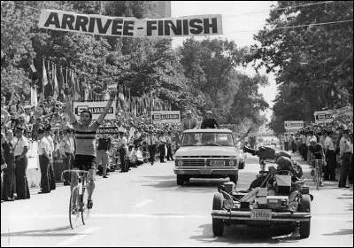 Il était déjà monté trois fois sur le podium des Championnats du monde avec trois troisièmes places ;en 1974, il termine deuxième, battu par Eddy Merckx :