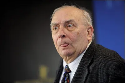 Qui est ce cinéaste qui ne manquait pas dhumour et qui a dit : "Nous sommes dans une société où les pizzas arrivent plus vite que la police." ?