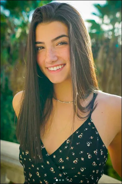 Charli D'Amelio a dépassé :