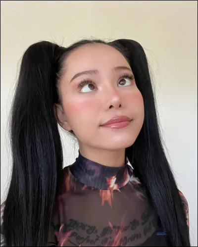 Quel est le vrai nom de Bella ?