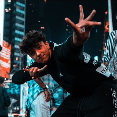 En quelle année Inoxtag a-t-il sorti son tout premier single ?