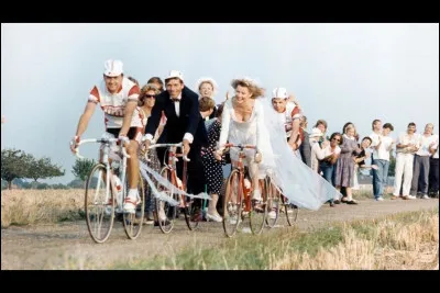Quelle actrice accompagne Gérard Lanvin et Francis Huster dans le film "Il y a des jours... et des lunes" ?