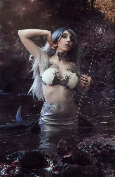 Cette belle néréide est la femme de Poséidon. Qui est-elle ?