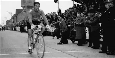 Il a gagné mais qui était 2e ? En 1955 ce Français l'emporte devant Fausto Coppi : de qui s 'agit-il ?